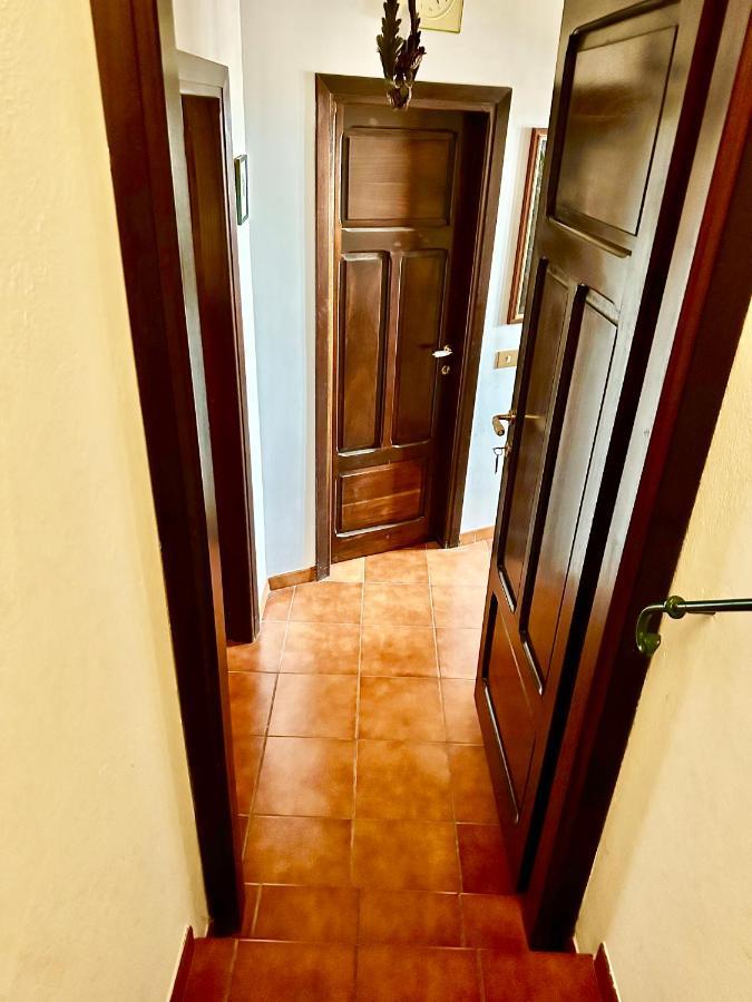 Вілла Casa San Ferrante Челано Екстер'єр фото
