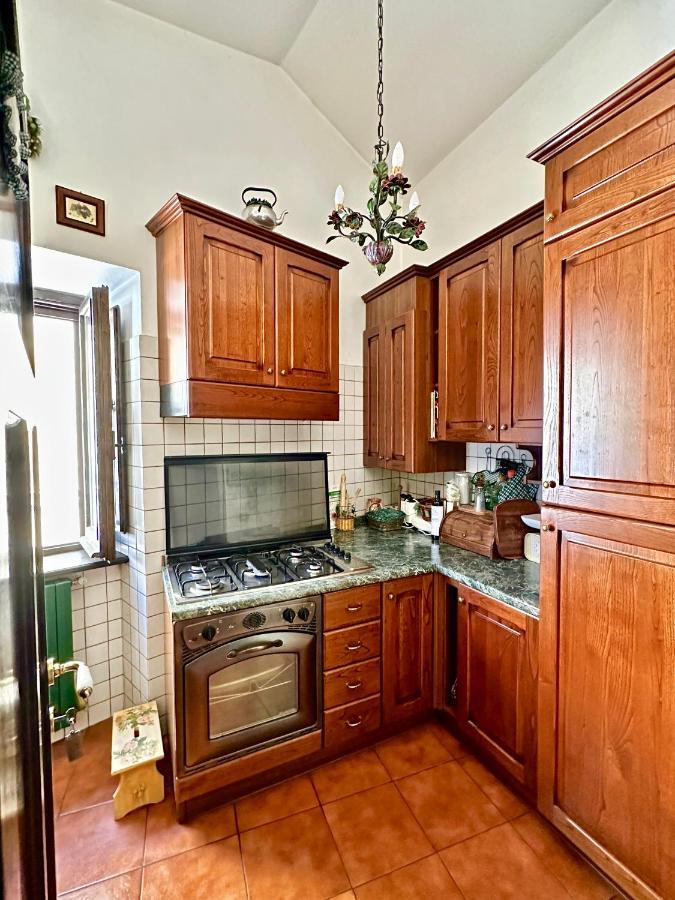 Вілла Casa San Ferrante Челано Екстер'єр фото