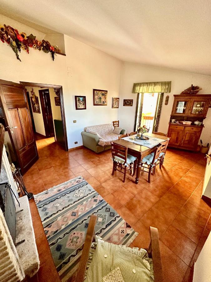 Вілла Casa San Ferrante Челано Екстер'єр фото