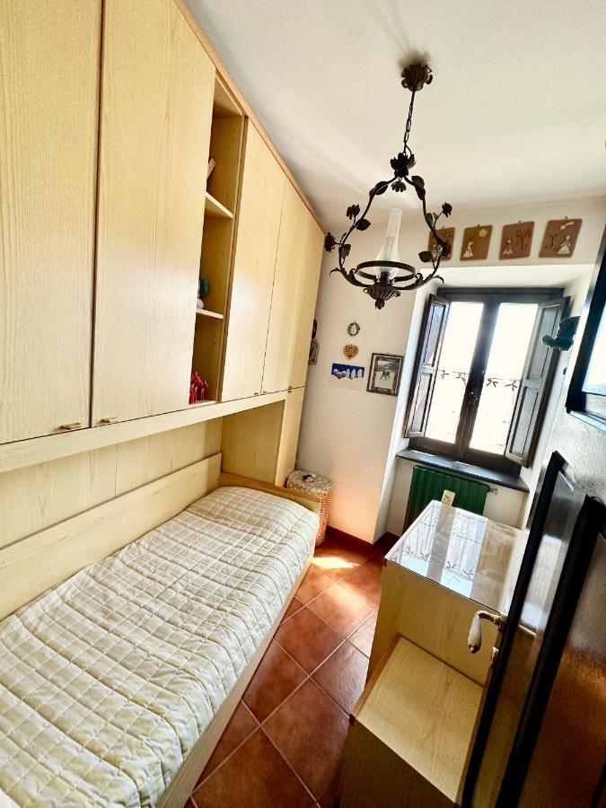 Вілла Casa San Ferrante Челано Екстер'єр фото